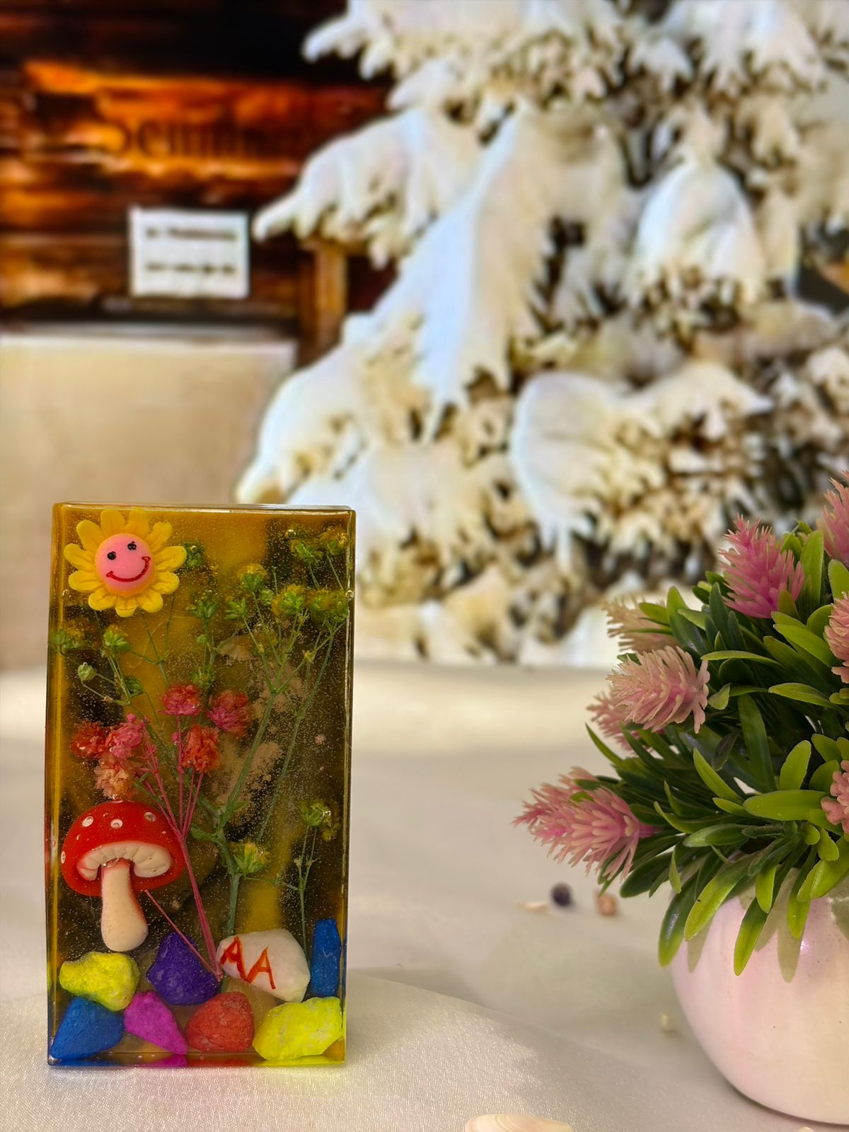 Forever Garden Resin Showpiece