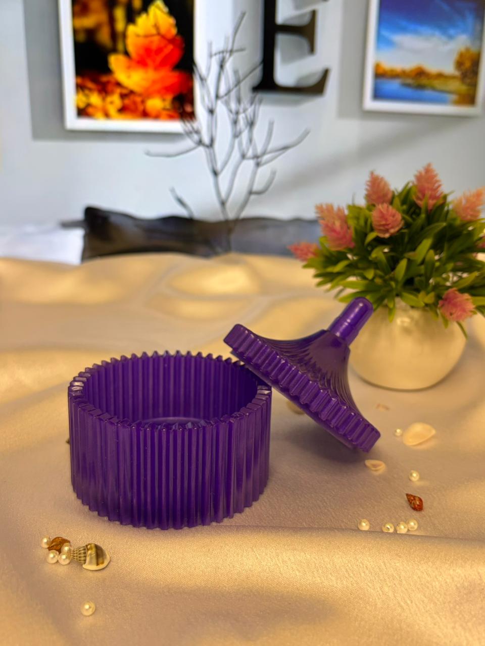 HANDCRAFTED RESIN VANTY JAR