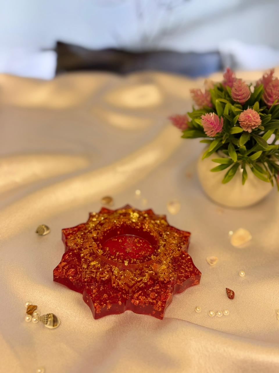 Royal Leaf Resin Candle Holder