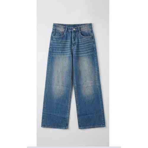 Classic Light Blue Wide-Leg Denim Jeans