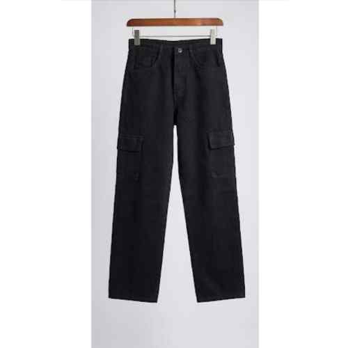 Classic Black Straight-Fit Jeans