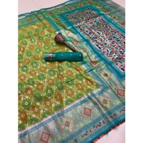 Parrot Green pure soft silk weaving Paithani saree