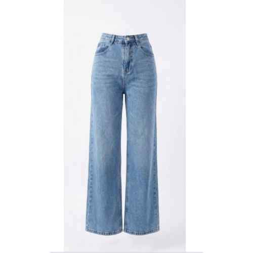 Classic Sky Blue Straight-Fit Jeans