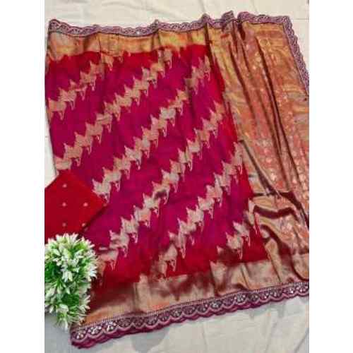 "Ethereal elegance! Our Khadi Georgette silk weaving saree features: