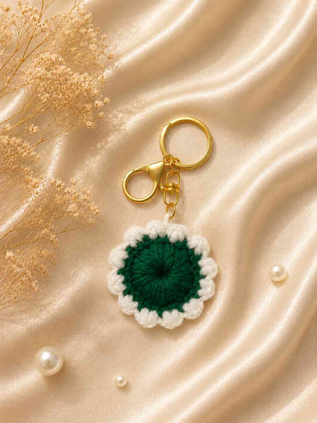 Daisy Bloom Crochet Keychain