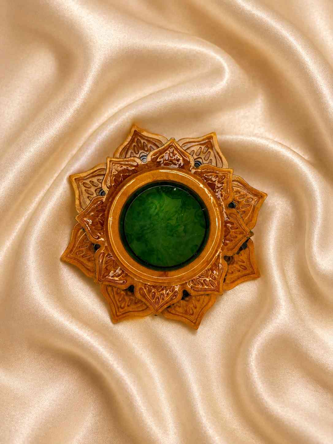 Royal Leaf Resin Candle Holder